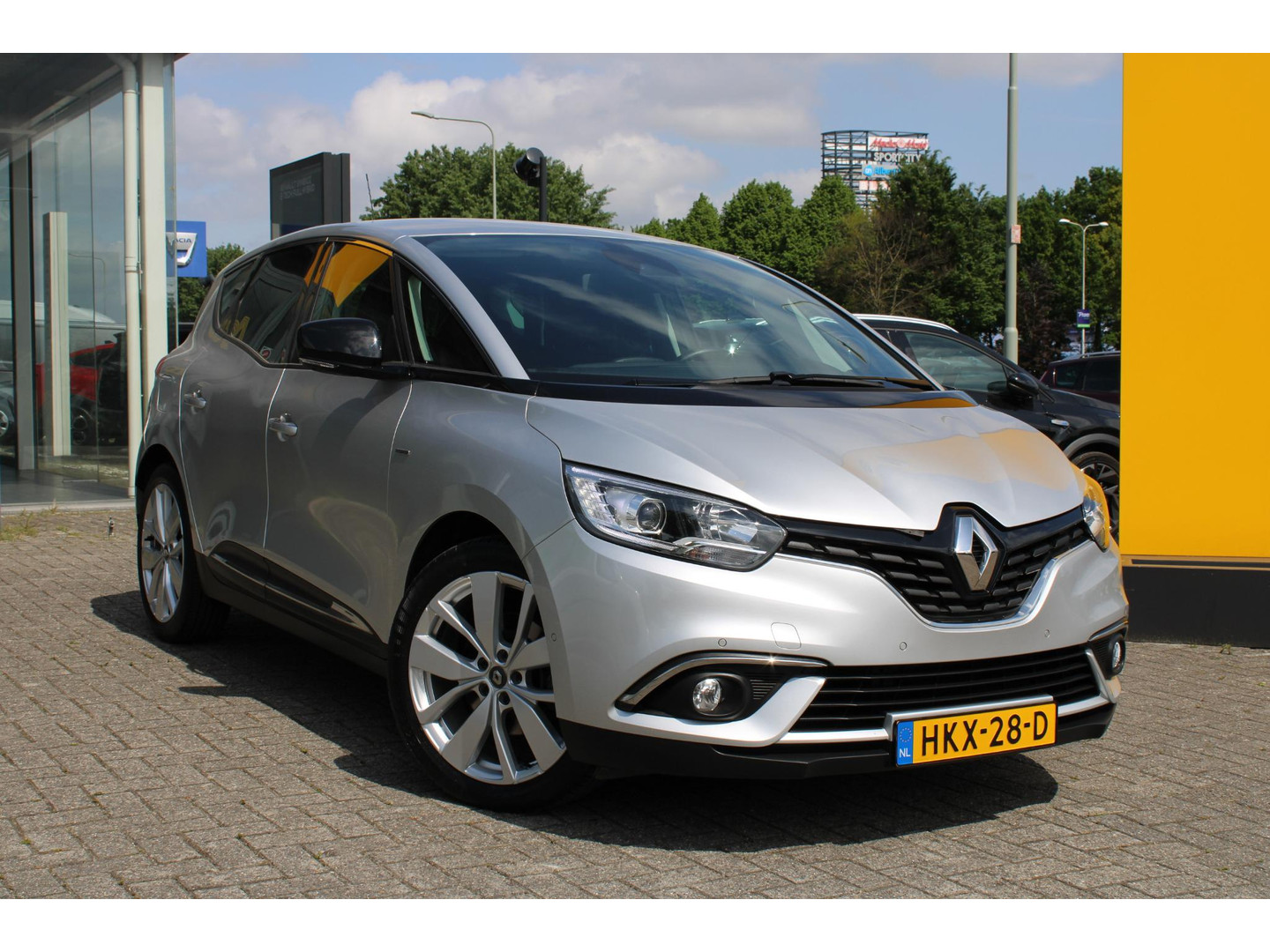 Renault Renault