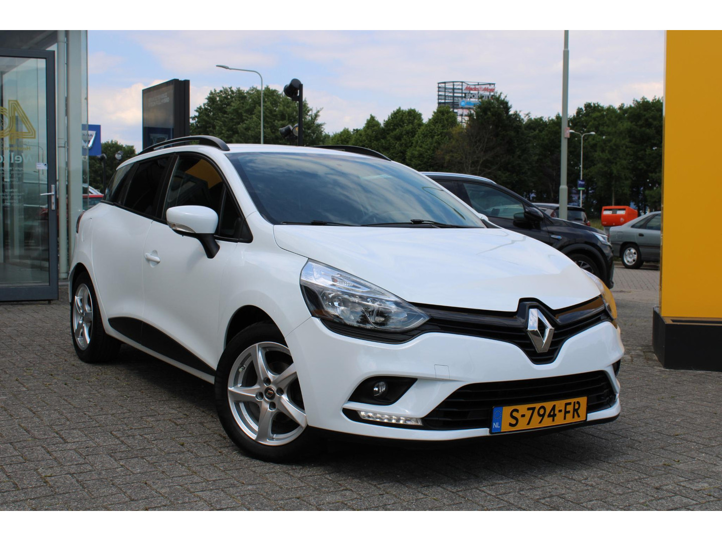 Renault Renault