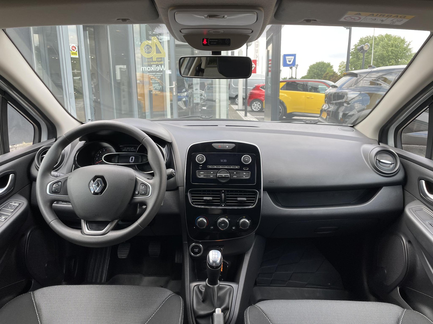 Renault Renault