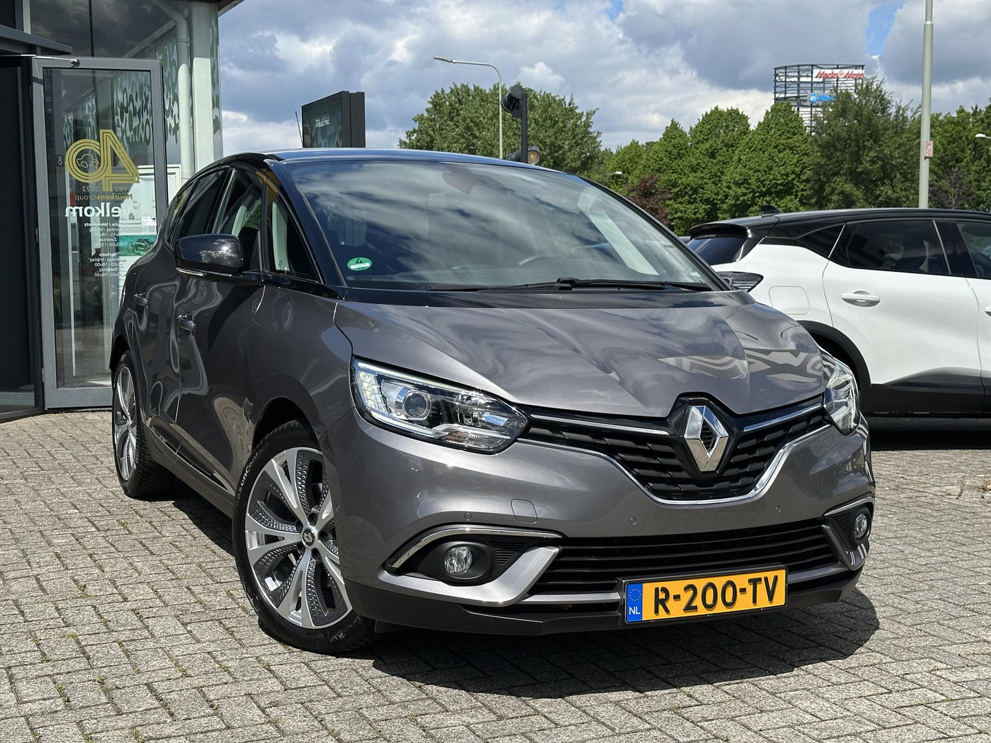 Renault