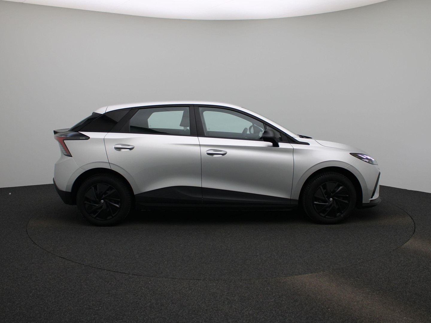 MG
