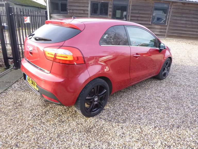 Kia