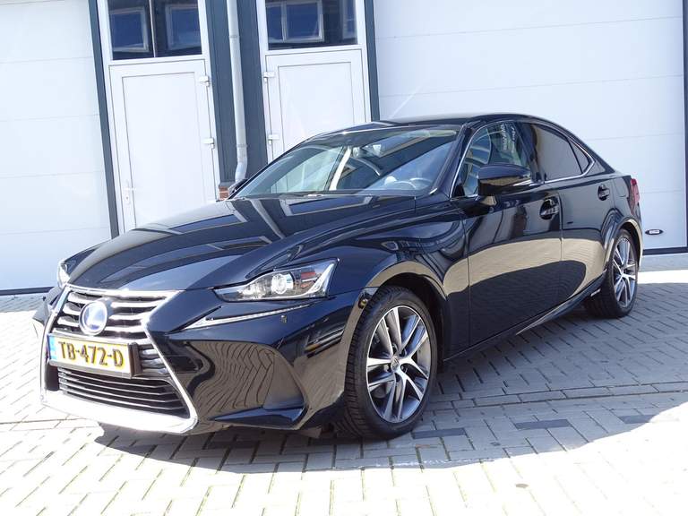 Lexus