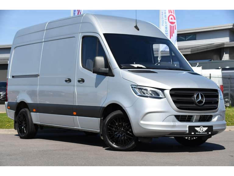 Mercedes-Benz Mercedes-Benz