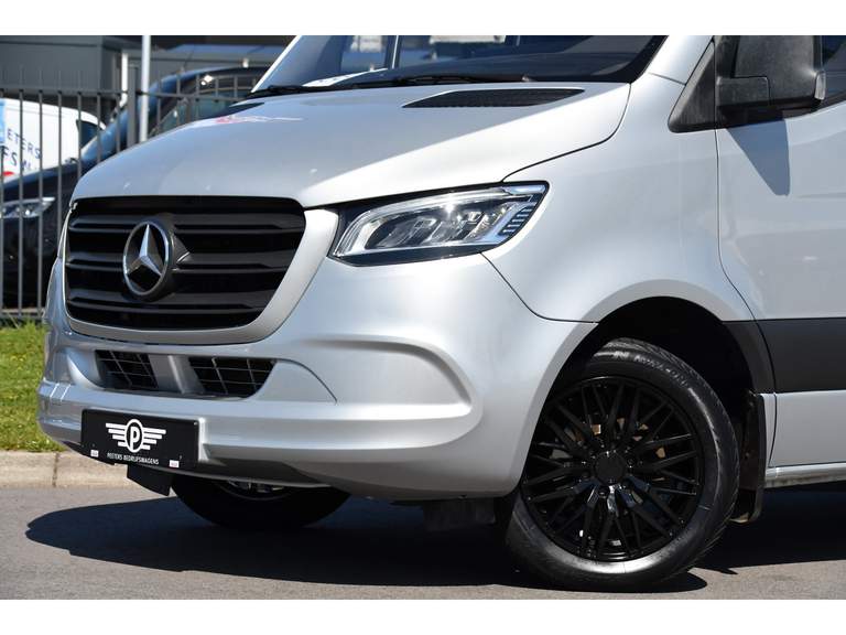 Mercedes-Benz Mercedes-Benz
