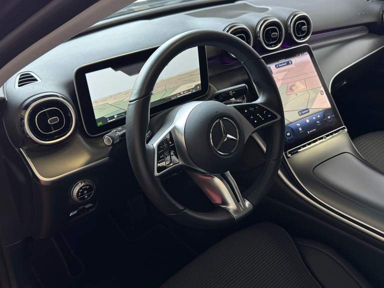 Mercedes-Benz Mercedes-Benz