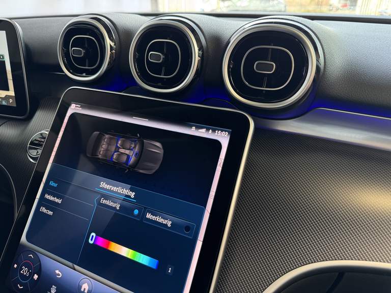 Mercedes-Benz Mercedes-Benz