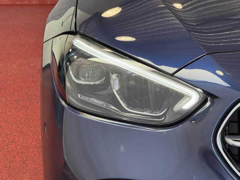 Mercedes-Benz Mercedes-Benz