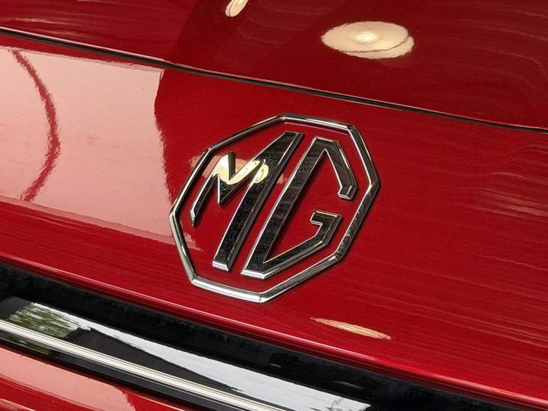 MG
