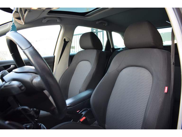 SEAT SEAT