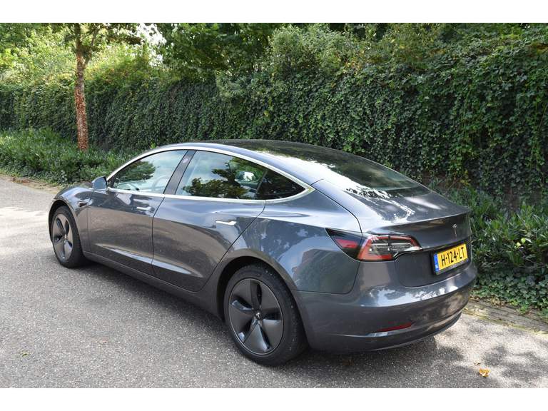 Tesla Tesla