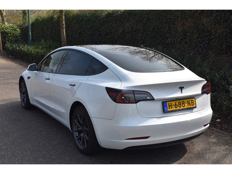 Tesla Tesla