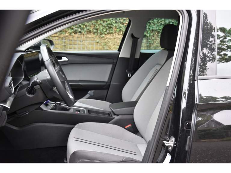 SEAT SEAT