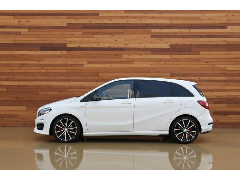 Mercedes-Benz Mercedes-Benz