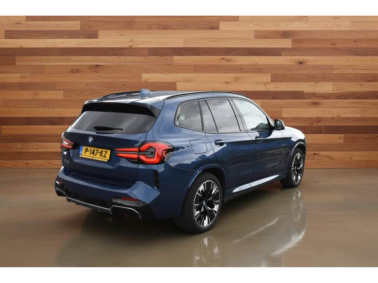 BMW BMW