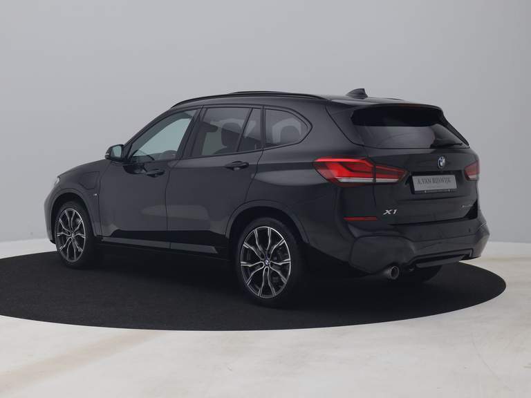 BMW BMW