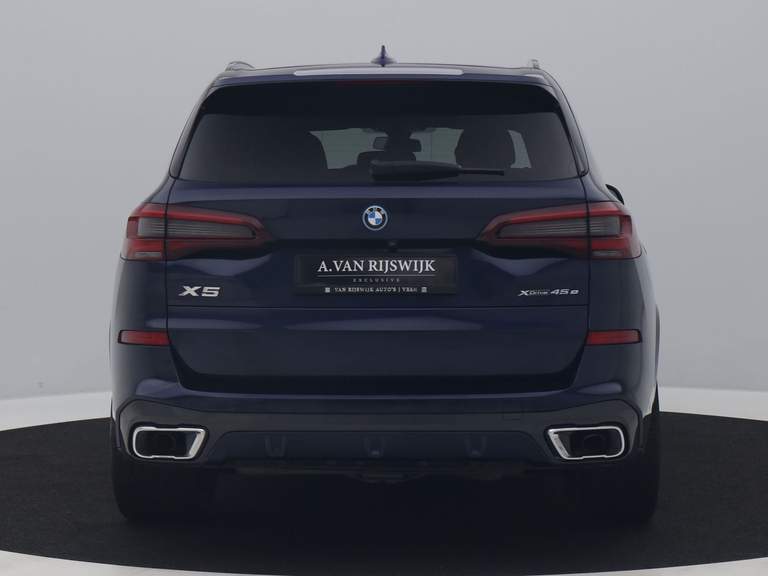 BMW BMW