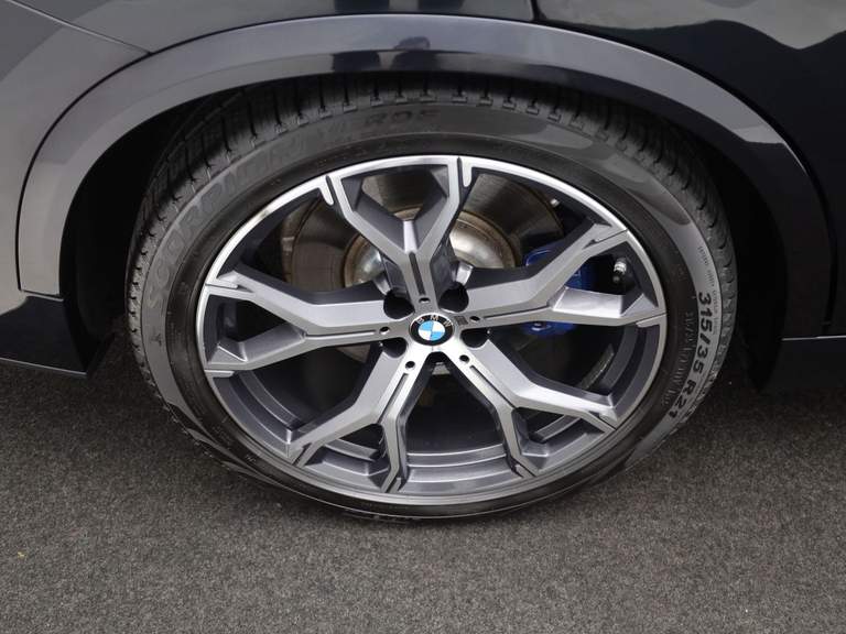 BMW BMW