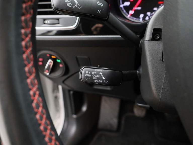 SEAT SEAT