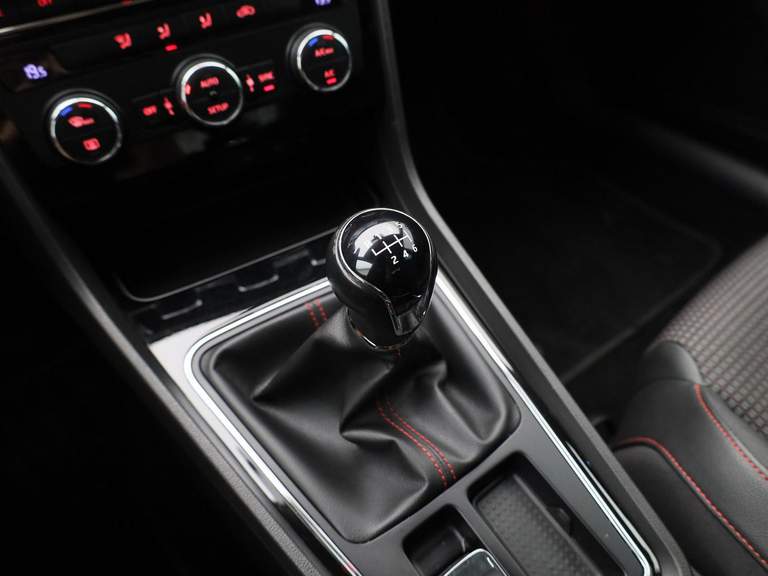 SEAT SEAT