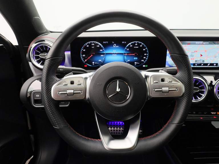 Mercedes-Benz Mercedes-Benz