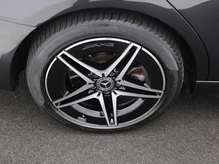 Mercedes-Benz Mercedes-Benz