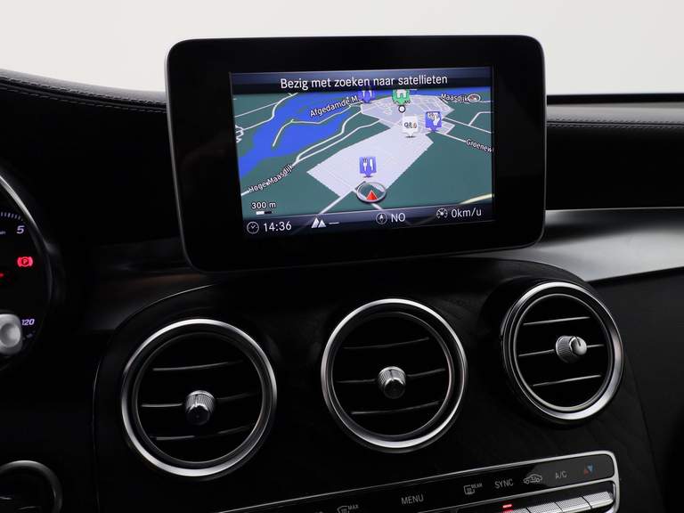 Mercedes-Benz Mercedes-Benz