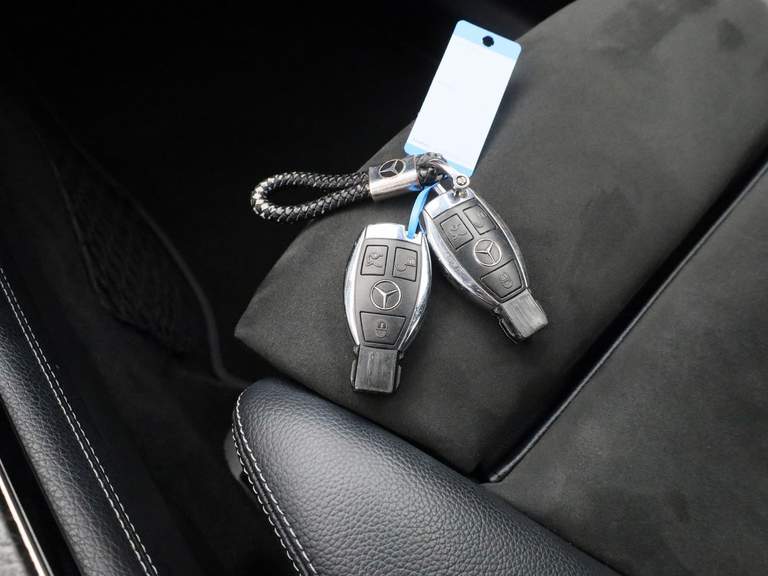 Mercedes-Benz Mercedes-Benz