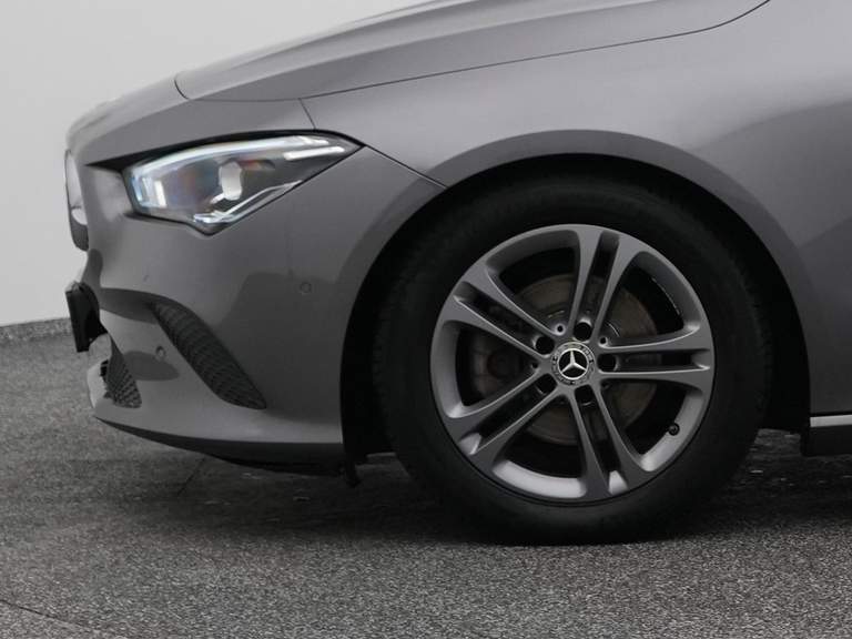 Mercedes-Benz Mercedes-Benz