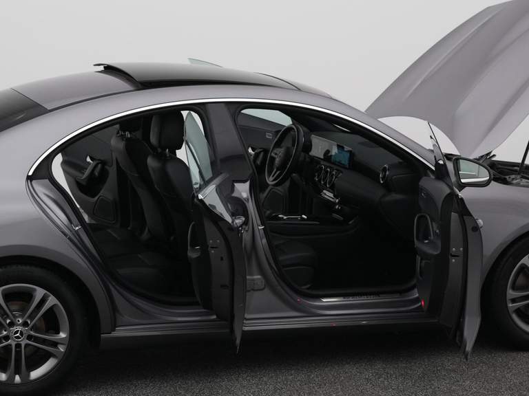 Mercedes-Benz Mercedes-Benz