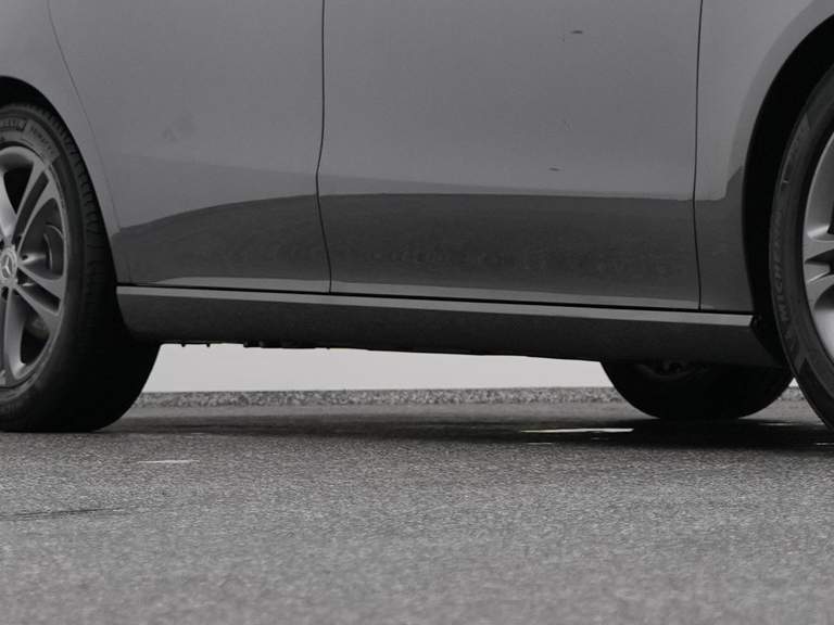 Mercedes-Benz Mercedes-Benz