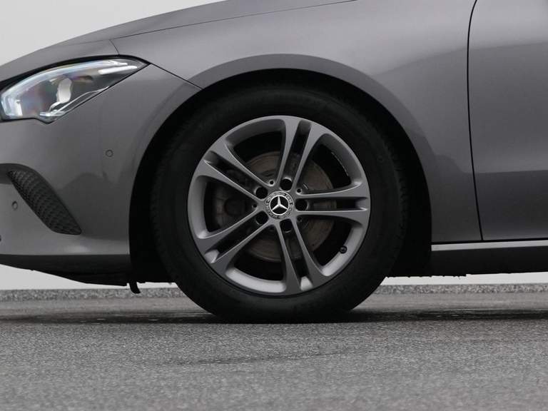 Mercedes-Benz Mercedes-Benz