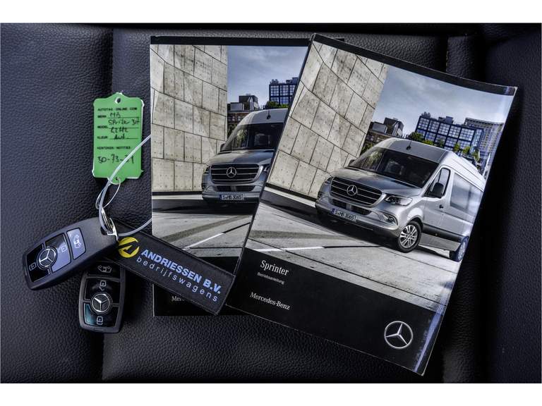 Mercedes-Benz Mercedes-Benz