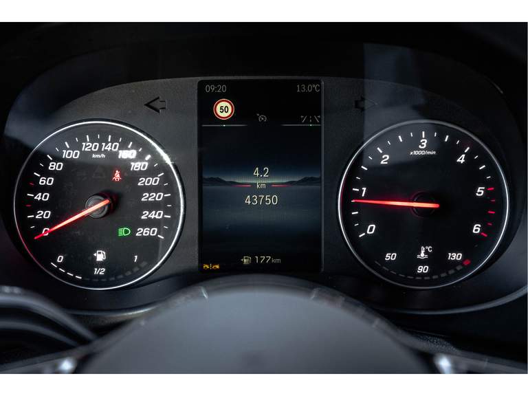 Mercedes-Benz Mercedes-Benz