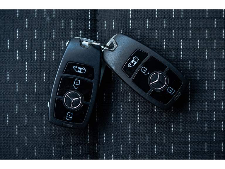 Mercedes-Benz Mercedes-Benz