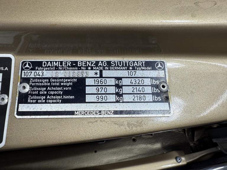 Mercedes-Benz Mercedes-Benz