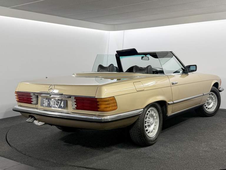 Mercedes-Benz Mercedes-Benz