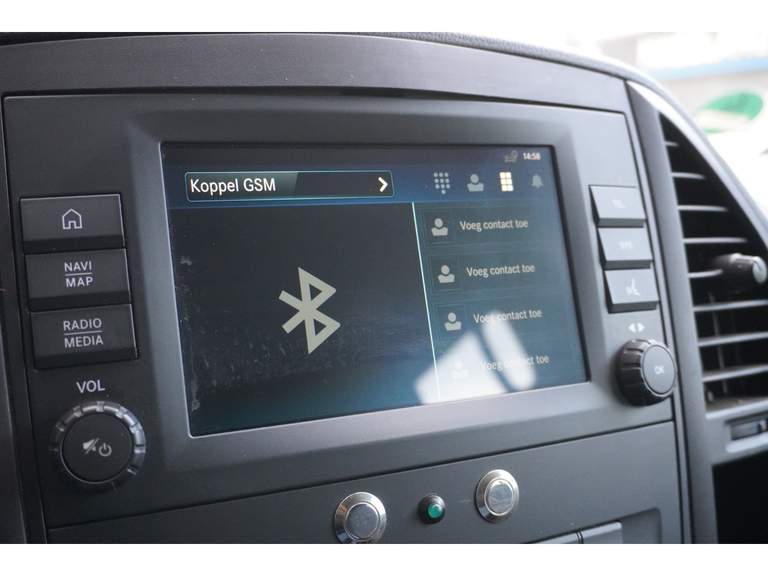 Mercedes-Benz Mercedes-Benz