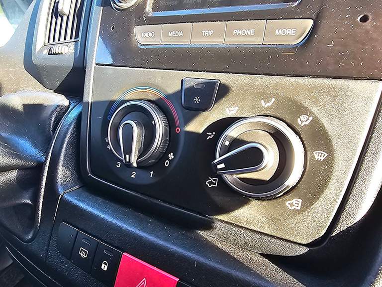 Peugeot Peugeot