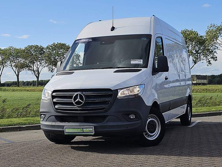 Mercedes-Benz Mercedes-Benz