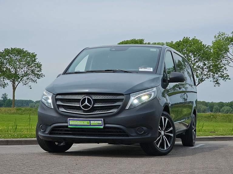 Mercedes-Benz Mercedes-Benz