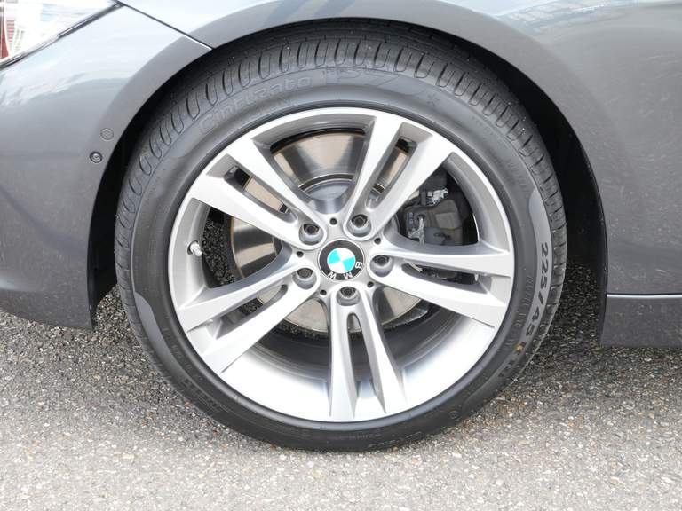 BMW BMW