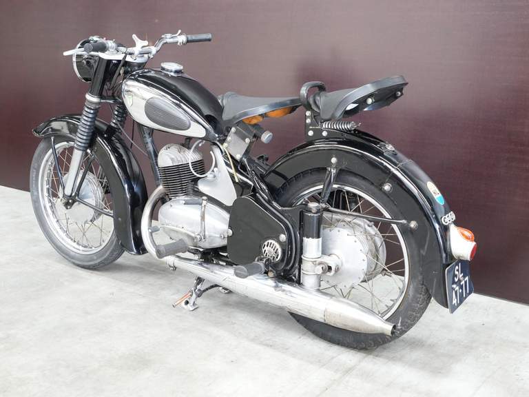 DKW