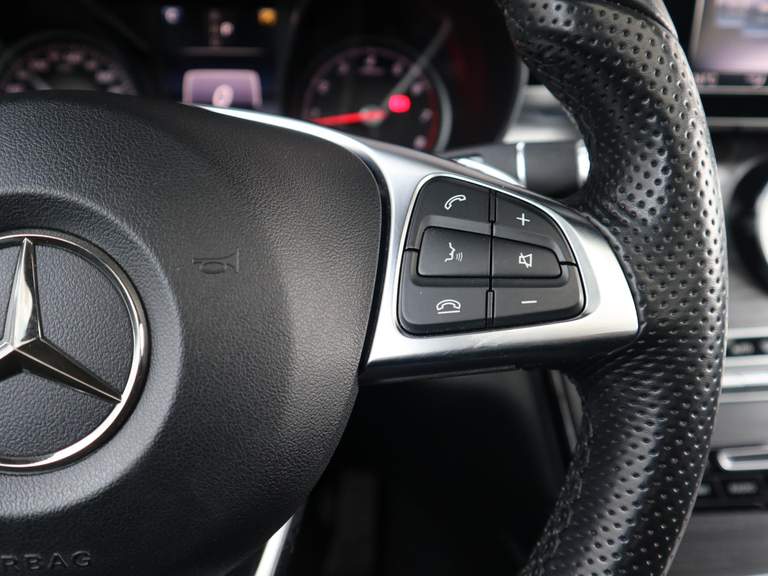 Mercedes-Benz Mercedes-Benz