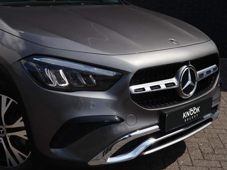 Mercedes-Benz Mercedes-Benz