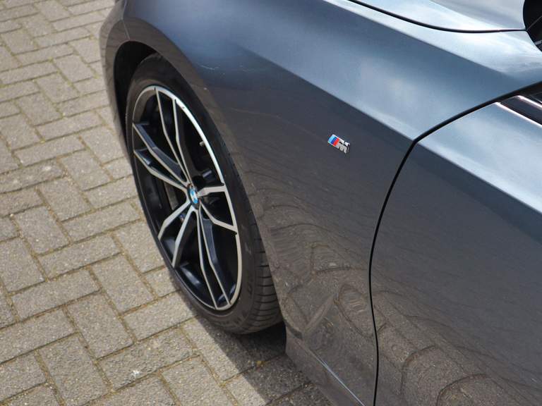 BMW BMW