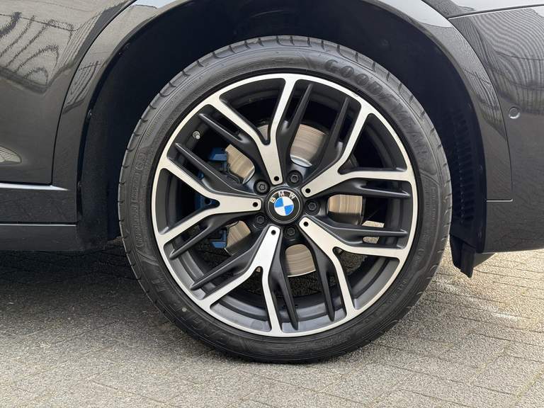 BMW BMW
