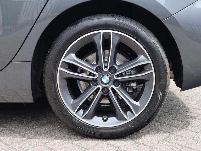BMW BMW