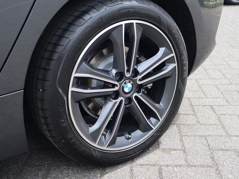 BMW BMW