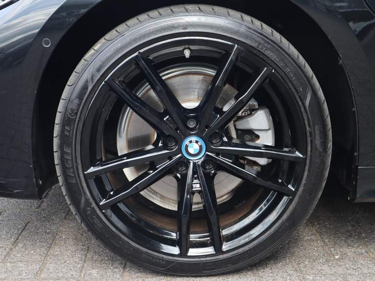 BMW BMW